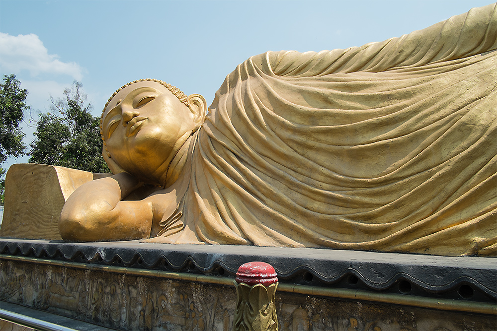 Schlafender Buddha auf Java