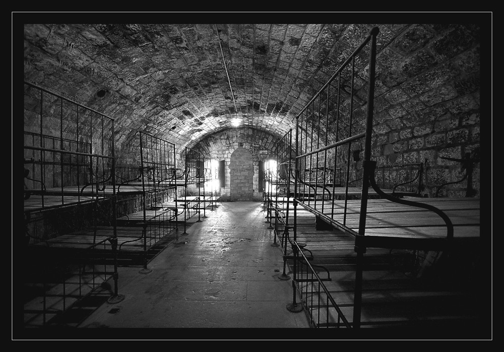 Schlafraum-im-Fort-de-Douaumont/Verdun 1914-1918