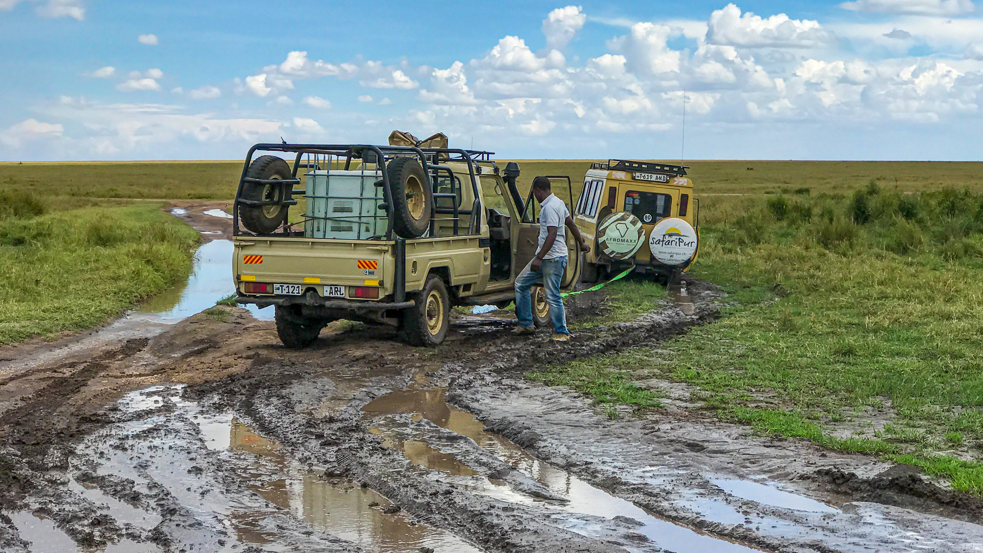 Schlam(m)assel in der Serengeti