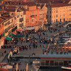 Schlange stehen in Venedig (Tilt Shift)