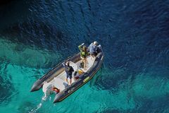 Schlauchboot bei Bonifacio