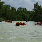 Schlauchbootstau auf der Isar