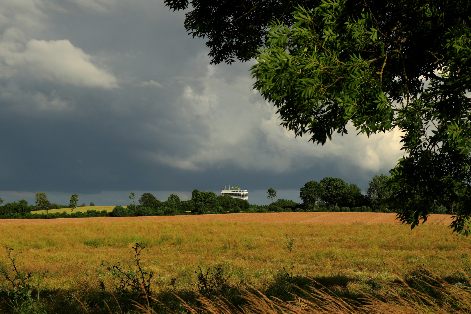 Schlecht Wetterfront zieht auf