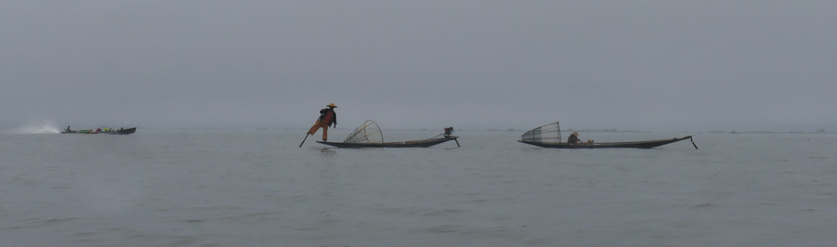 ...schlechtes Wetter am Inle See...