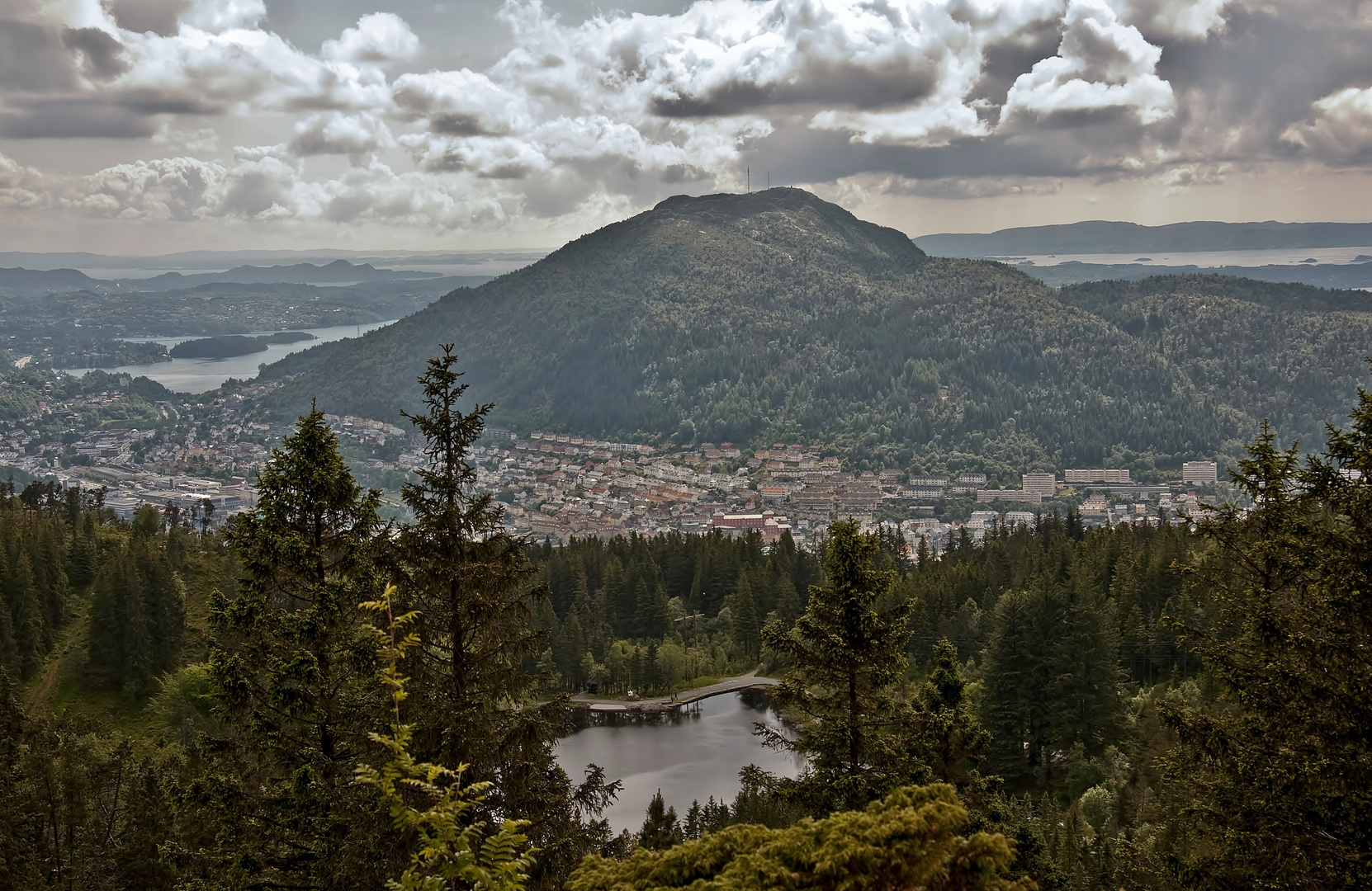 Schlechtes Wetter ist in Bergen nichts Ungewöhnliches