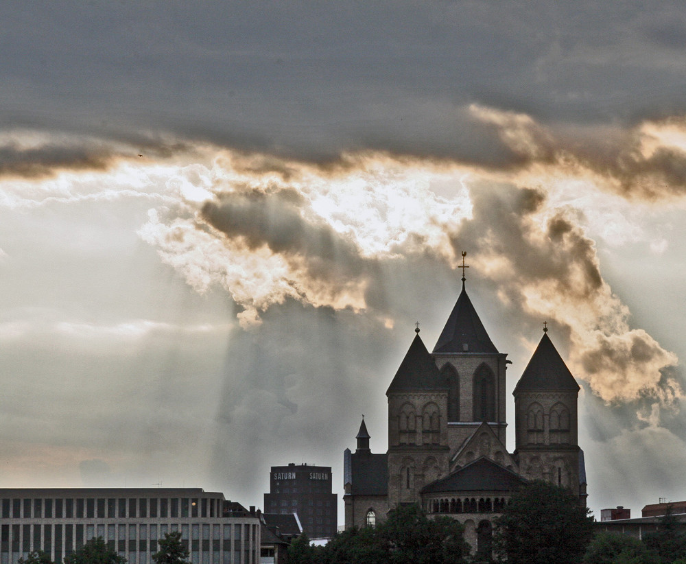 Schlechtwetter bei den Kölner Lichtern 2009