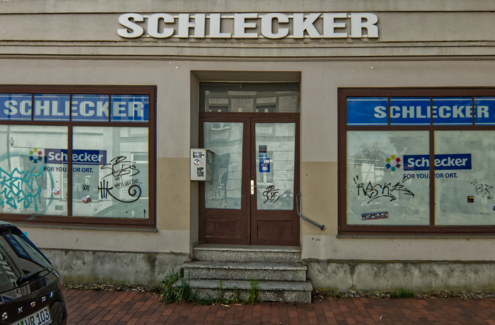 Schlecker For you. For Ort.