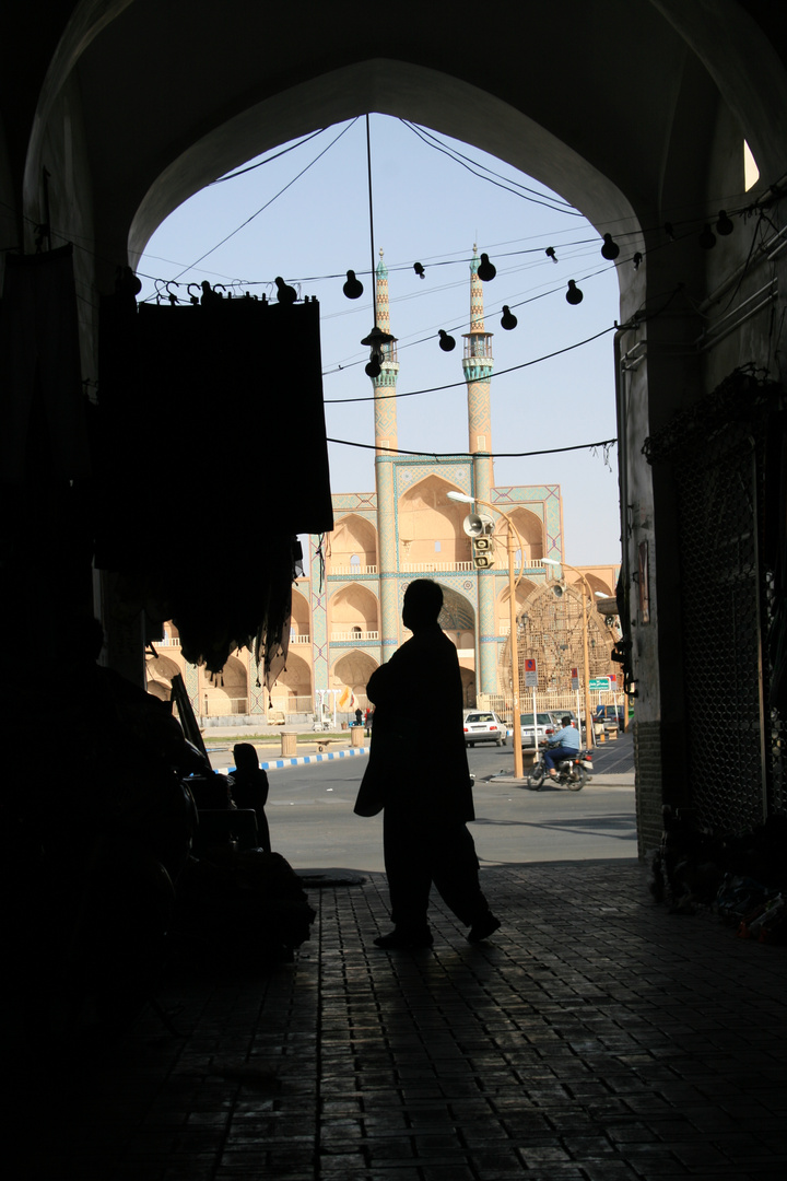 Schlendern durch den Basar, Iran