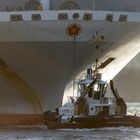 Schlepper auf der Elbe