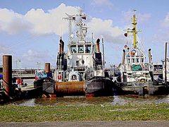 Schlepper im Hafen