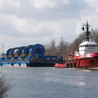 Schleppverband mit Ponton SB 7020 auf dem Nord-Ostsee-Kanal