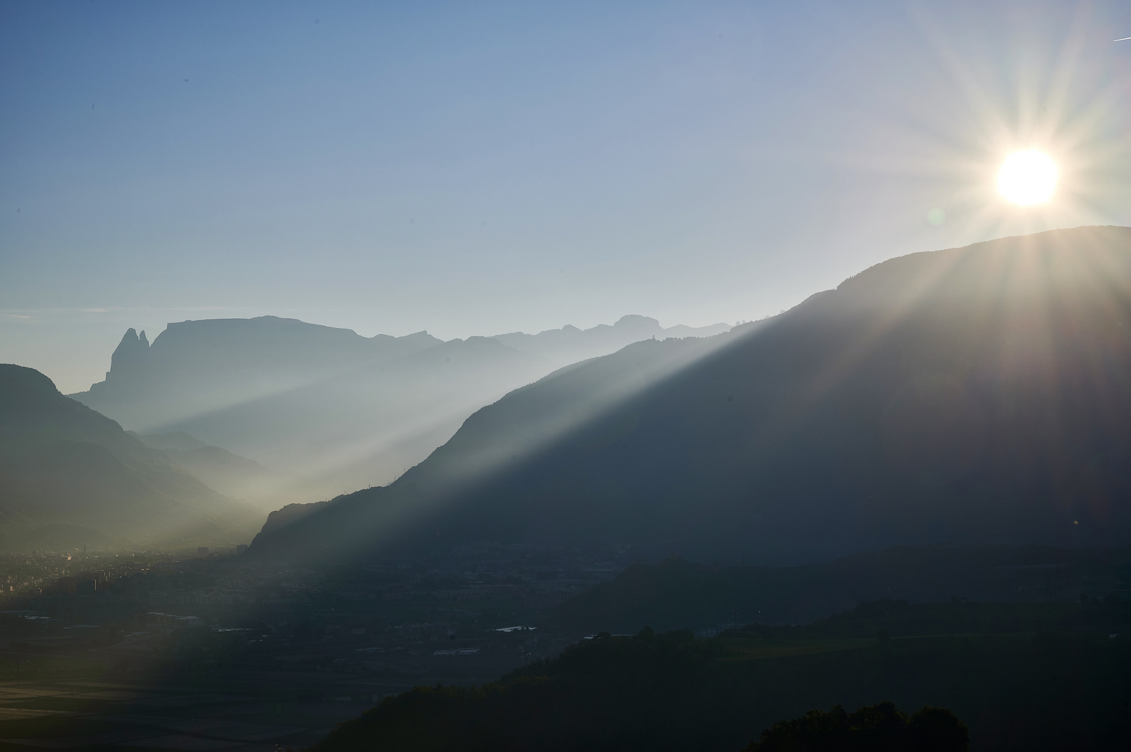 Schlern bei Sonnenaufgang