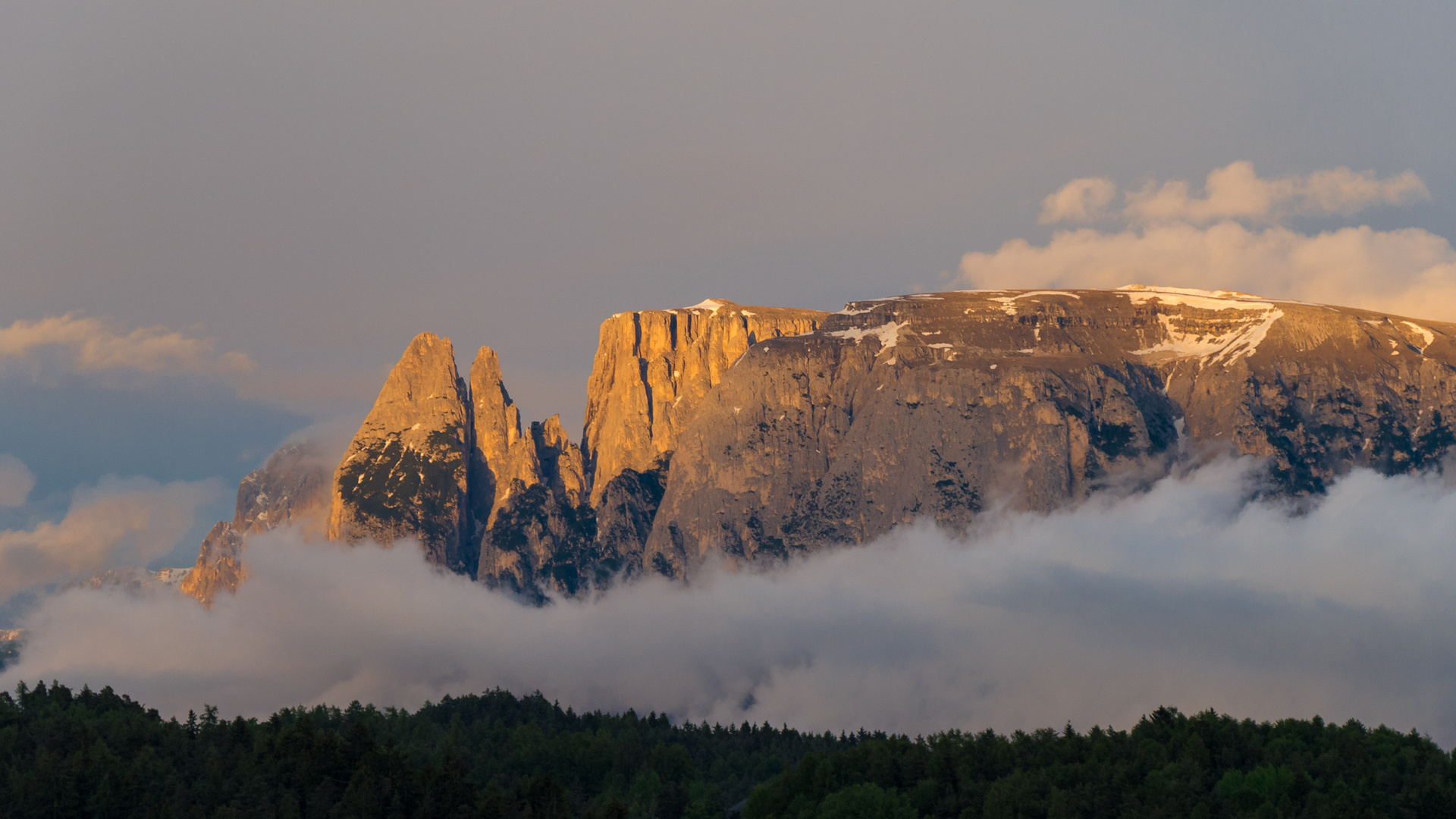 Schlern im Abendrot