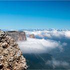 Schlern schaut aus den Wolken....