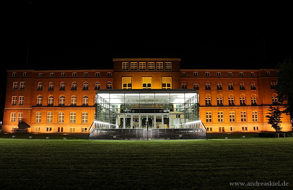 ... Schleswig-Holsteinischer Landtag ...