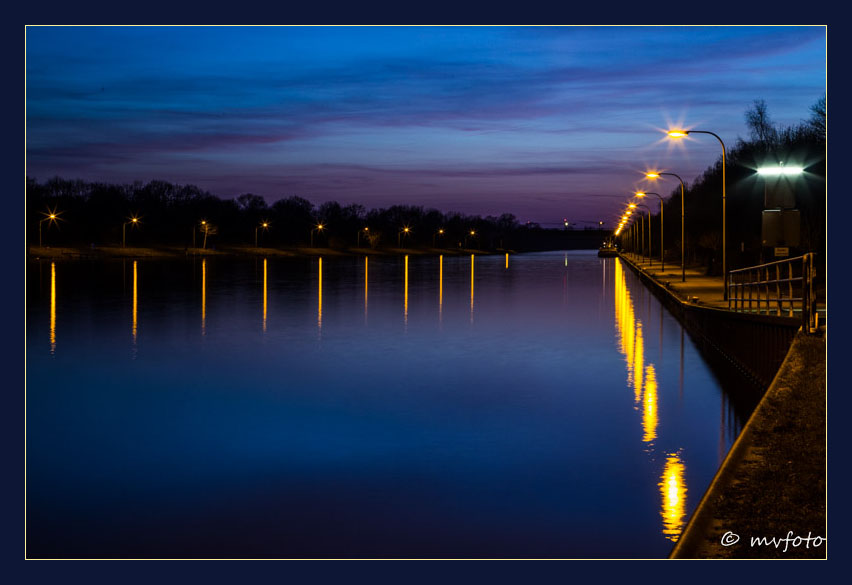 Schleuse Dorsten - blaue Stunde