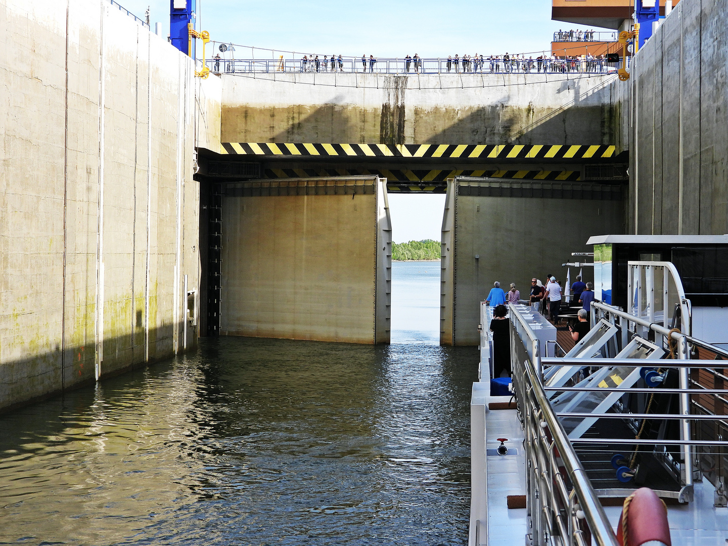 Schleuse Gabcíkovo, Faszination Schleuse, 20,40m Höhenunterschied