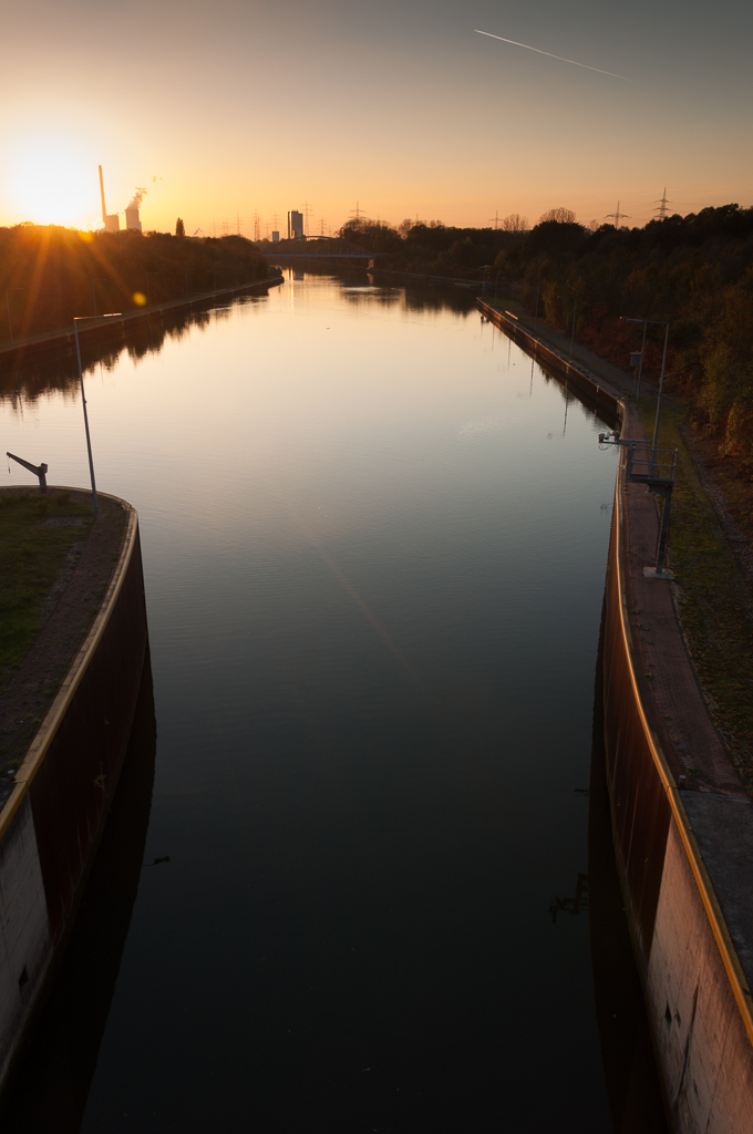 Schleuse Herne Ost am Abend