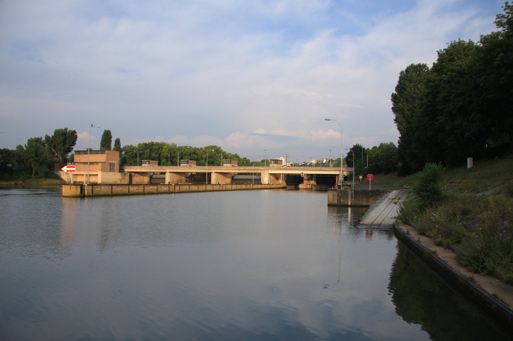 Schleuse Hofen - Unterwasser