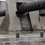 Schleuse Kostheim bei Hochwasser  -1-