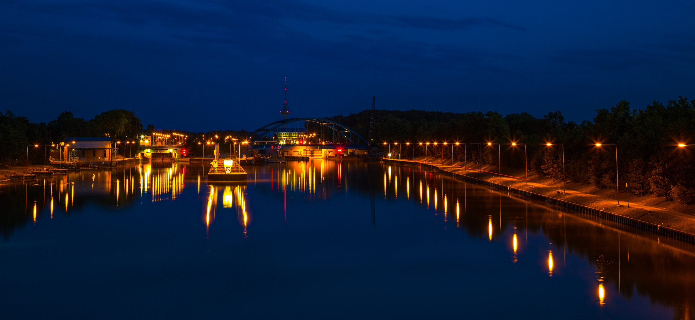 Schleuse von Münster bei Nacht