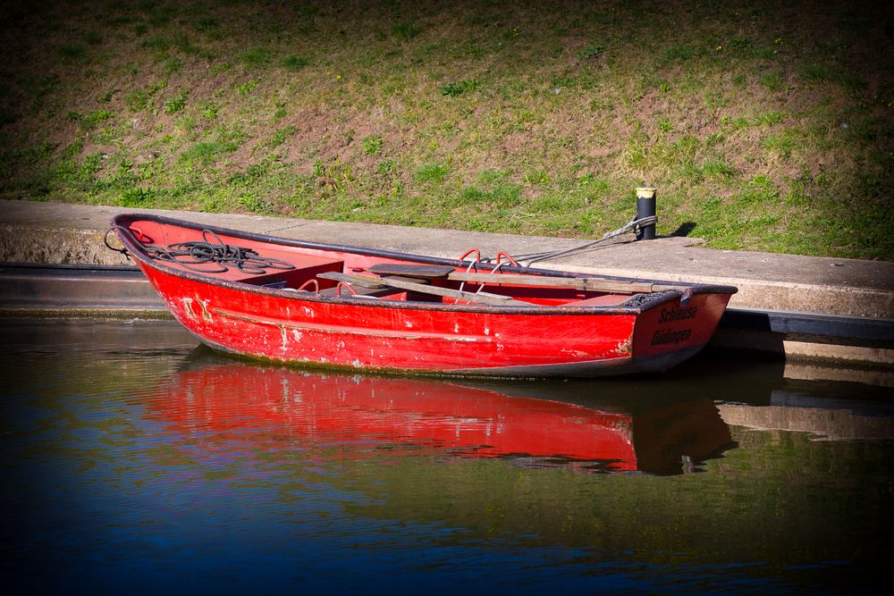 Schleusenboot in Saarbrücken