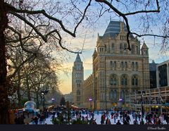 Schlittschuhlaufen am britischen Museum in London