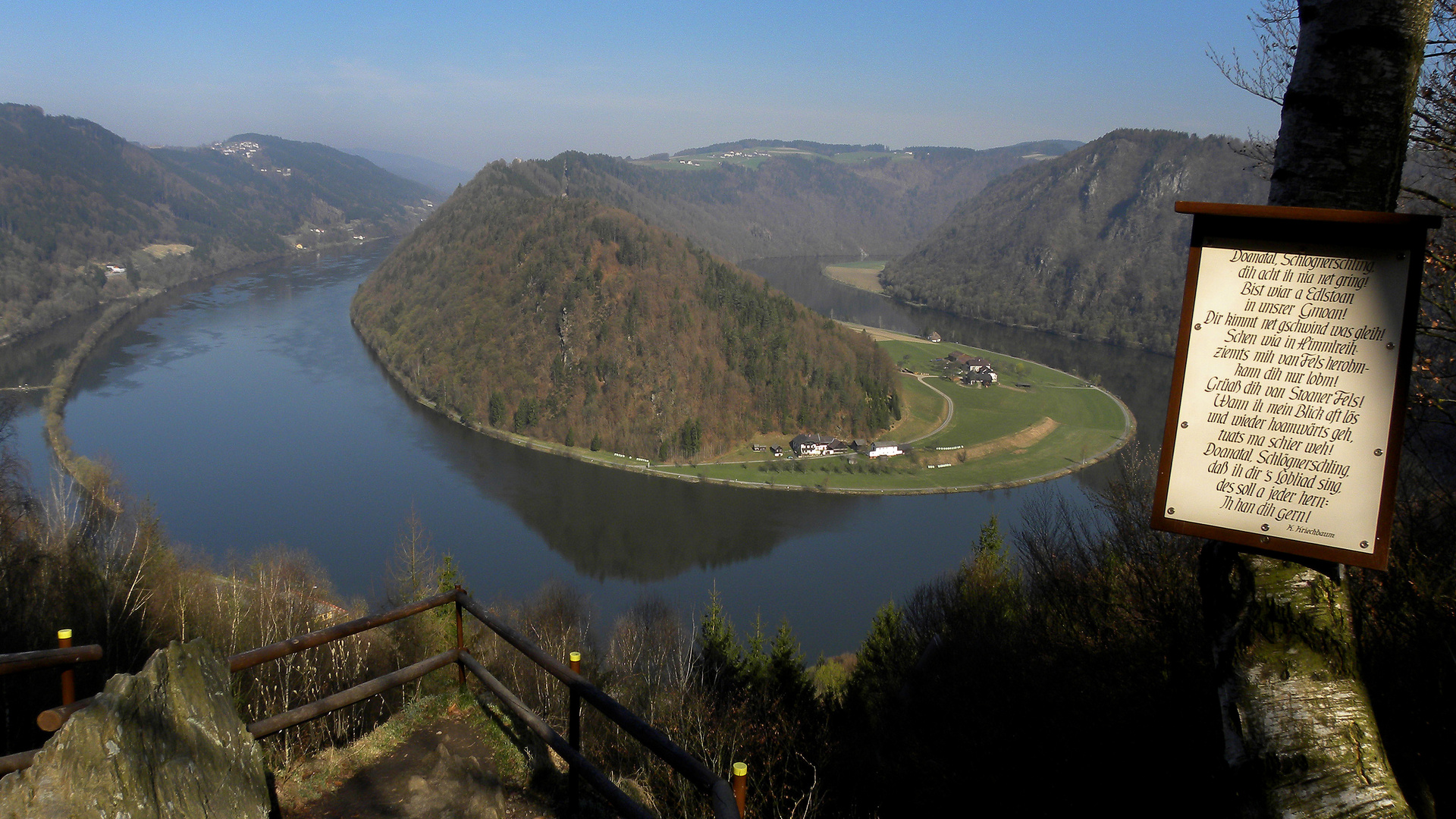 Schlögener Blick zur Frühlingszeit