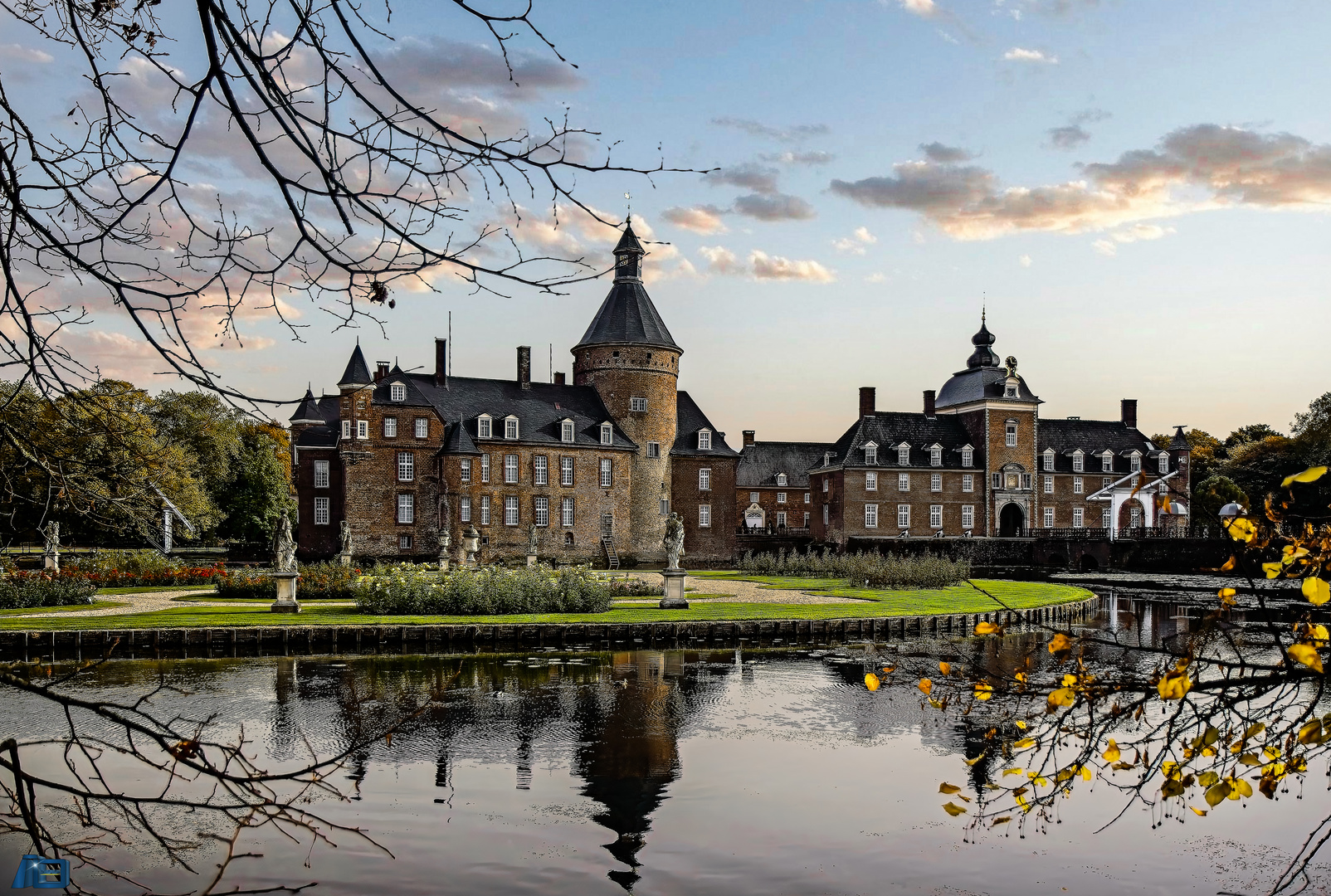 Schlösser im Herbst