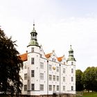 Schloss Ahrensburg mit Sonnenuhr