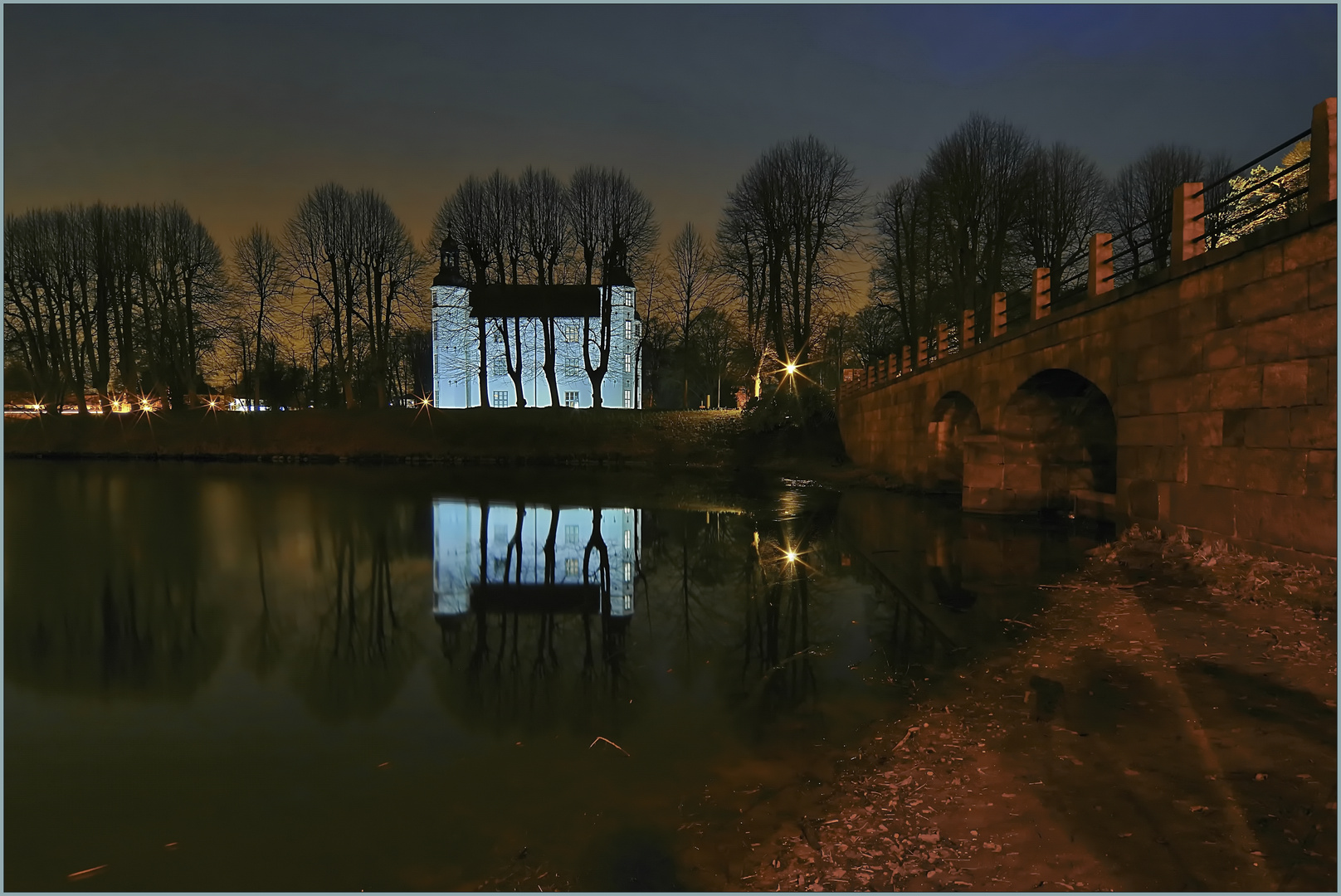 Schloss Ahrensburg und Burgbrücke