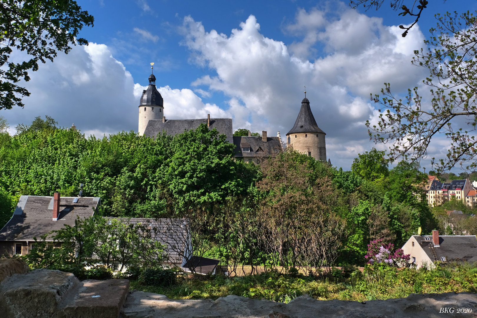 Schloss Altenburg im Wolkenspiel