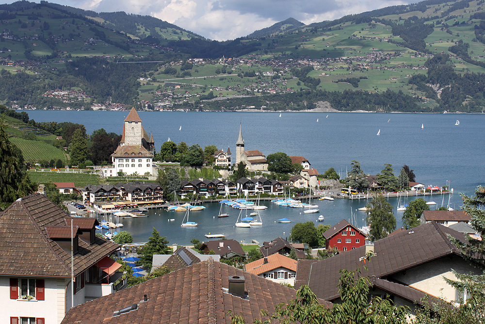 Schloß am Hafen