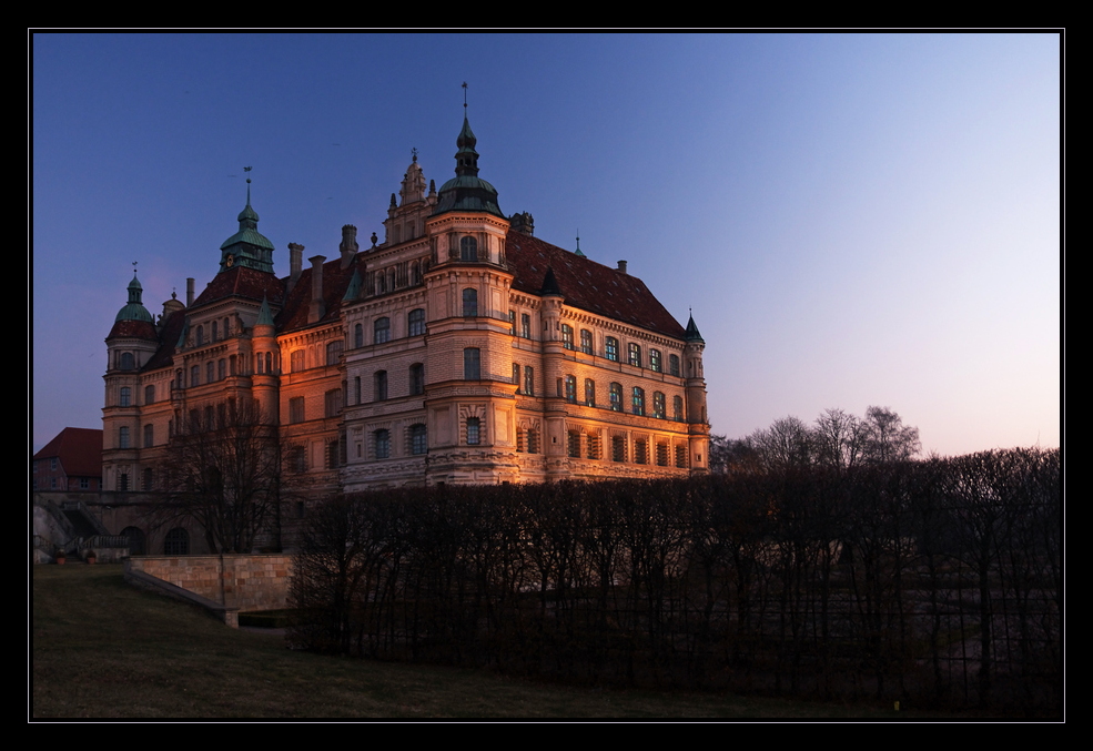 Schloss am Morgen