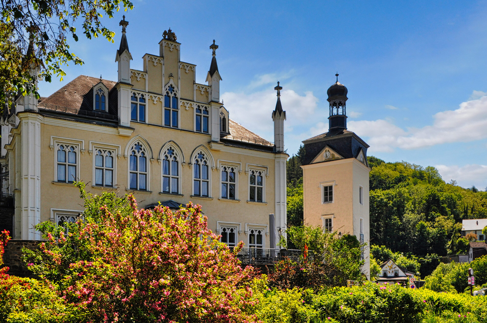 Schloss am Rhein