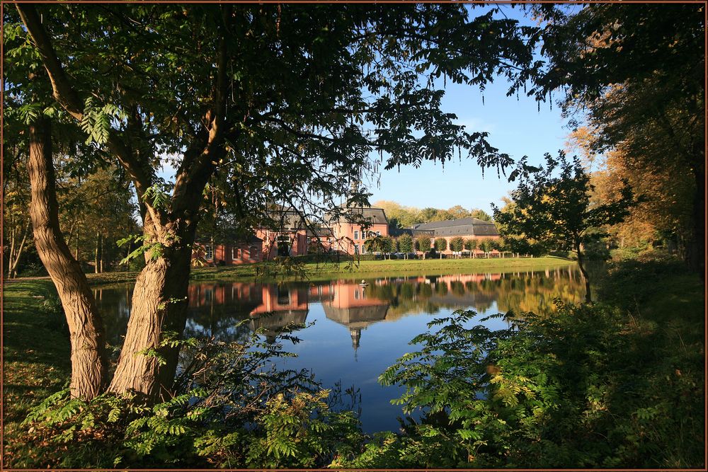 Schloss am Weiher