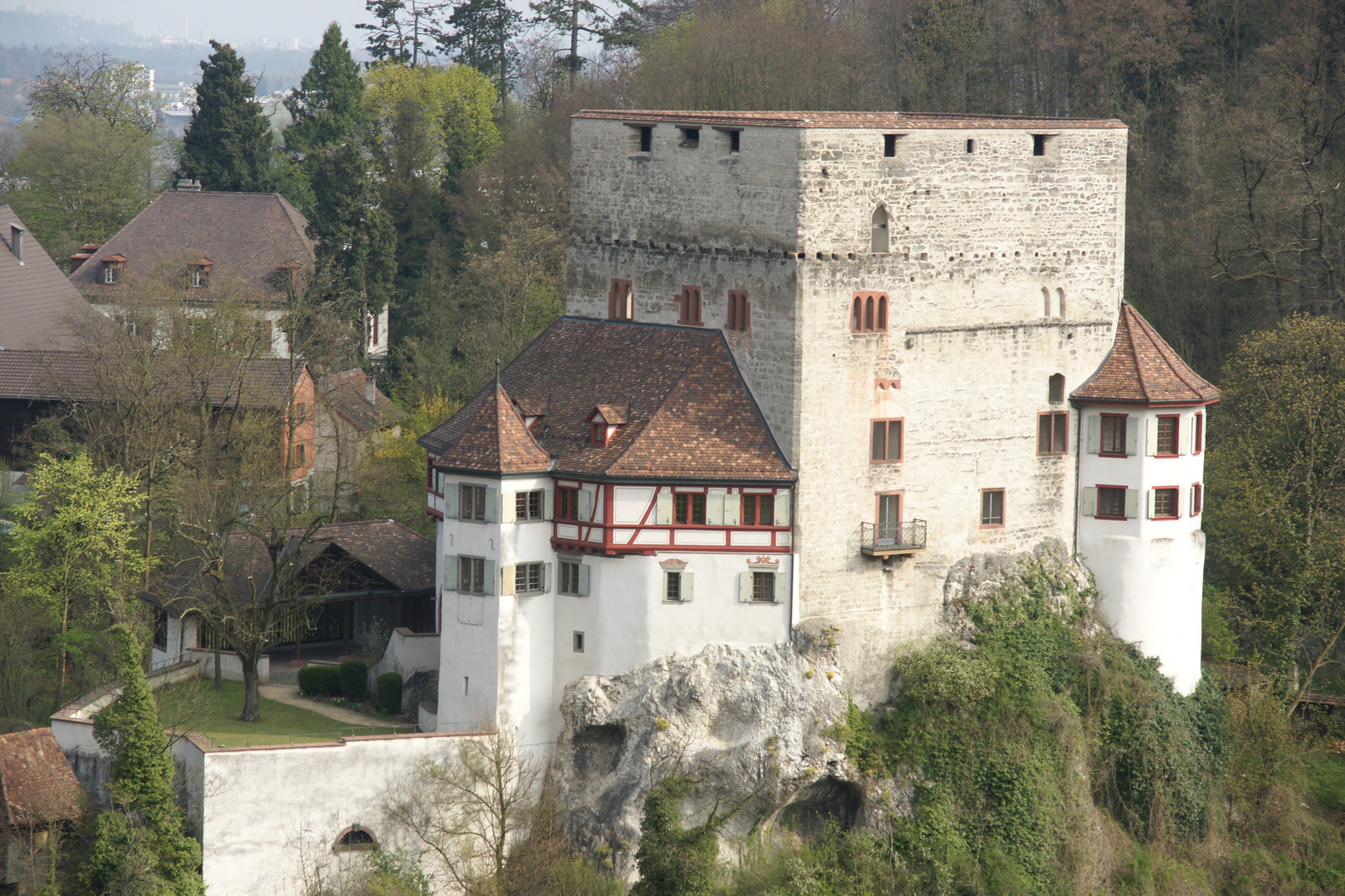Schloss Angenstein Basellandschaft