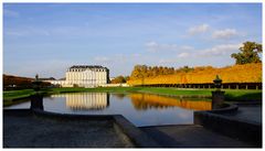 Schloss Augustusburg im Herbst