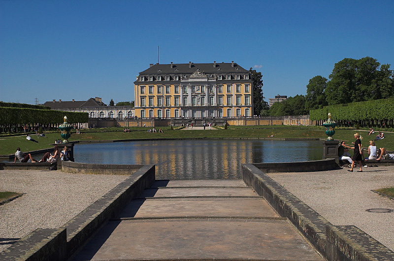 Schloß Augustusburg in Brühl