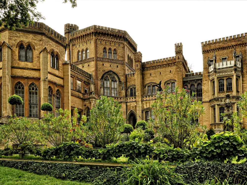 Schloss Babelsberg im sommerlichen Ambiente