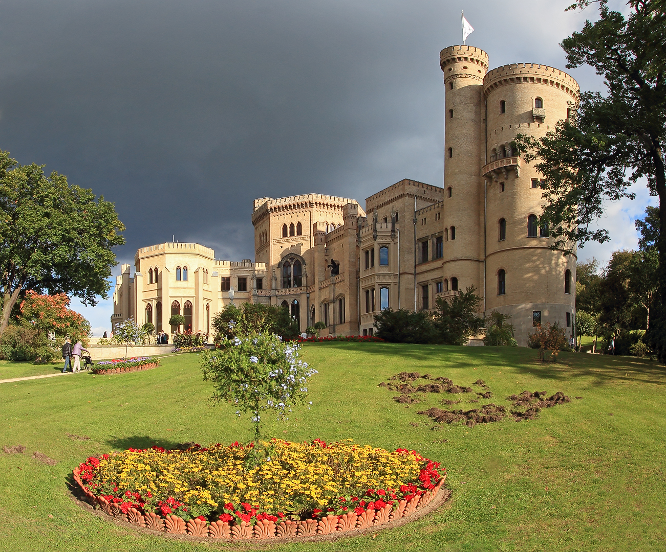 Schloß Babelsberg - von vorn Foto & Bild | world, potsdam, schloß Bilder auf fotocommunity