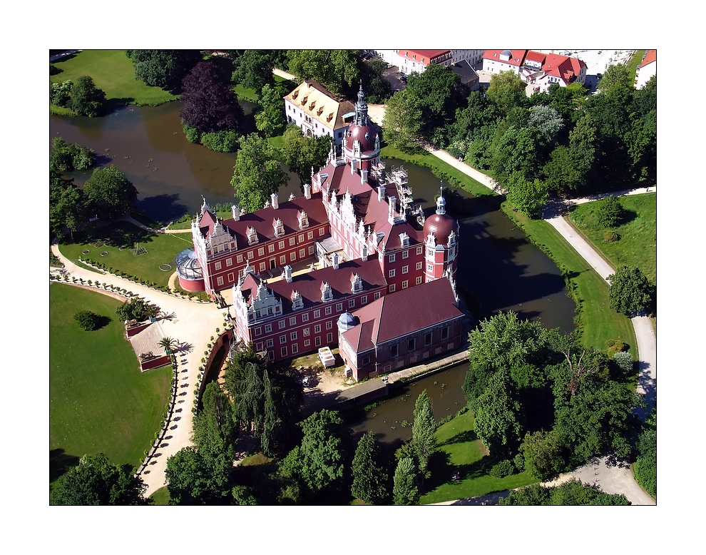 - Schloss Bad Muskau -
