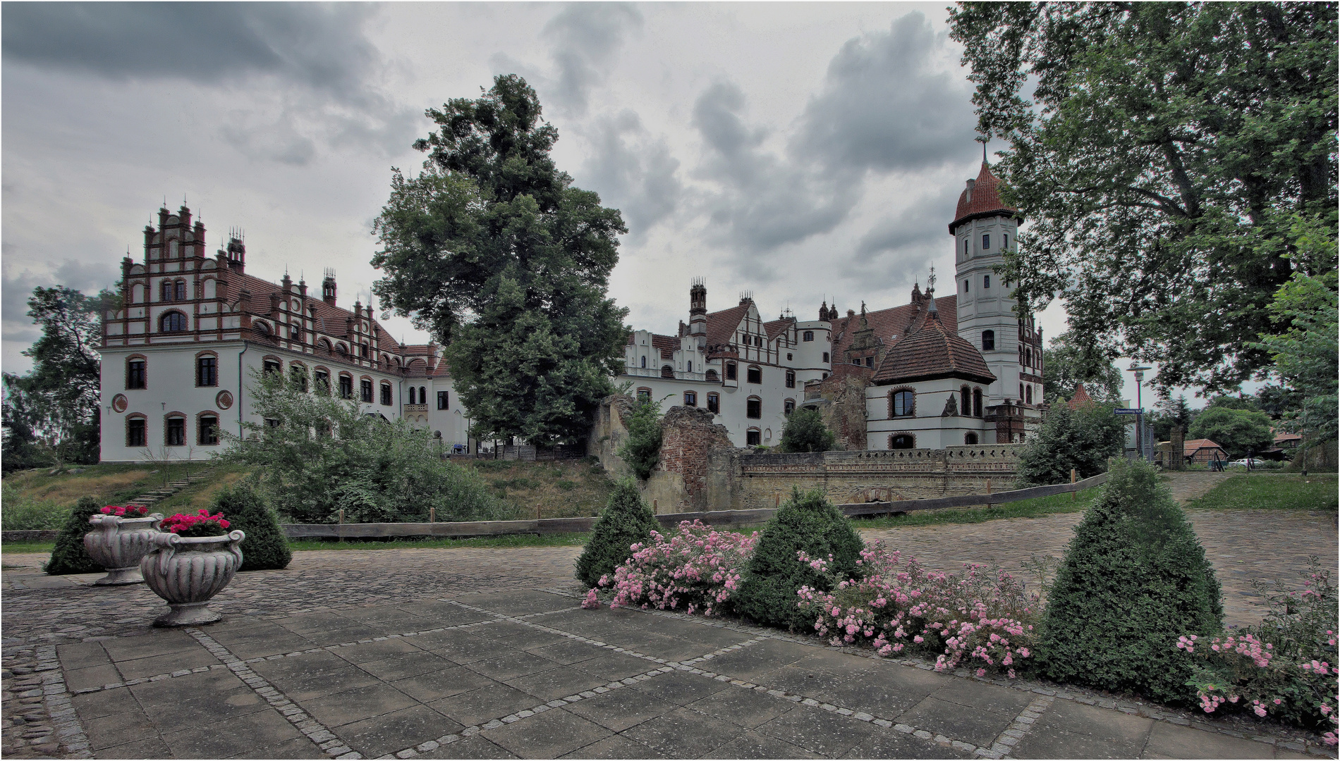 schloss basedow (1)