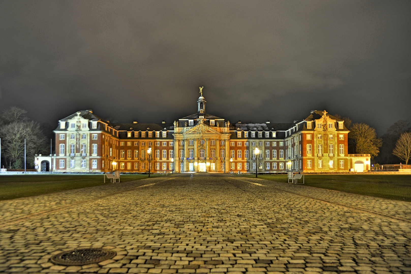 Schloss bei Nacht