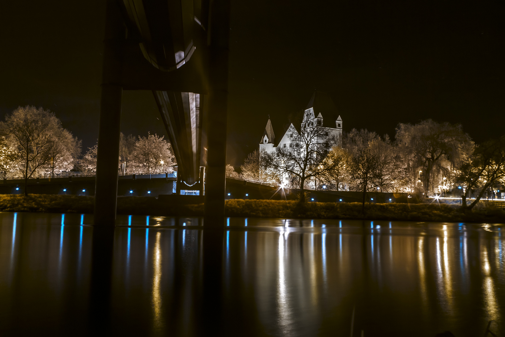 Schloss bei Nacht