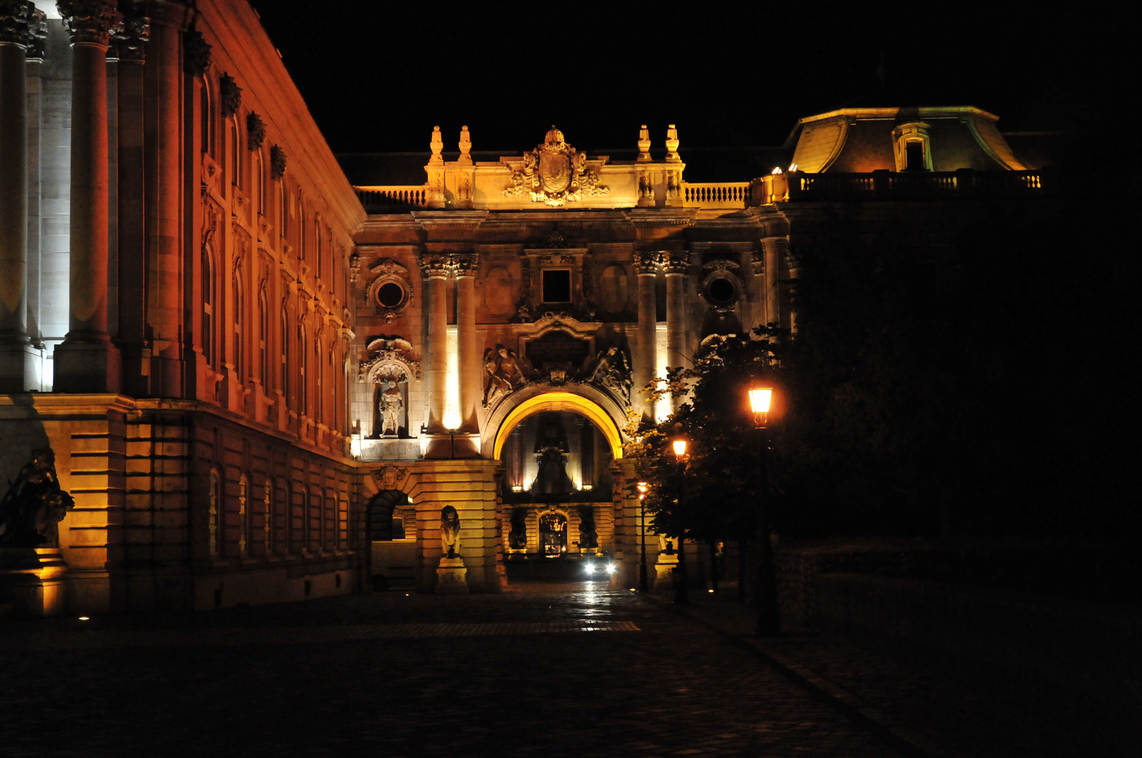 Schloss bei Nacht