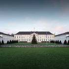 - Schloss Bellevue -