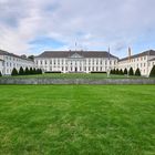 Schloss Bellevue, grün ist die Hoffnung