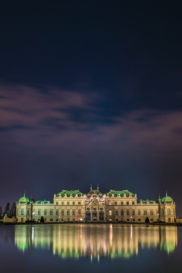 Schloß Belvedere bei Nacht