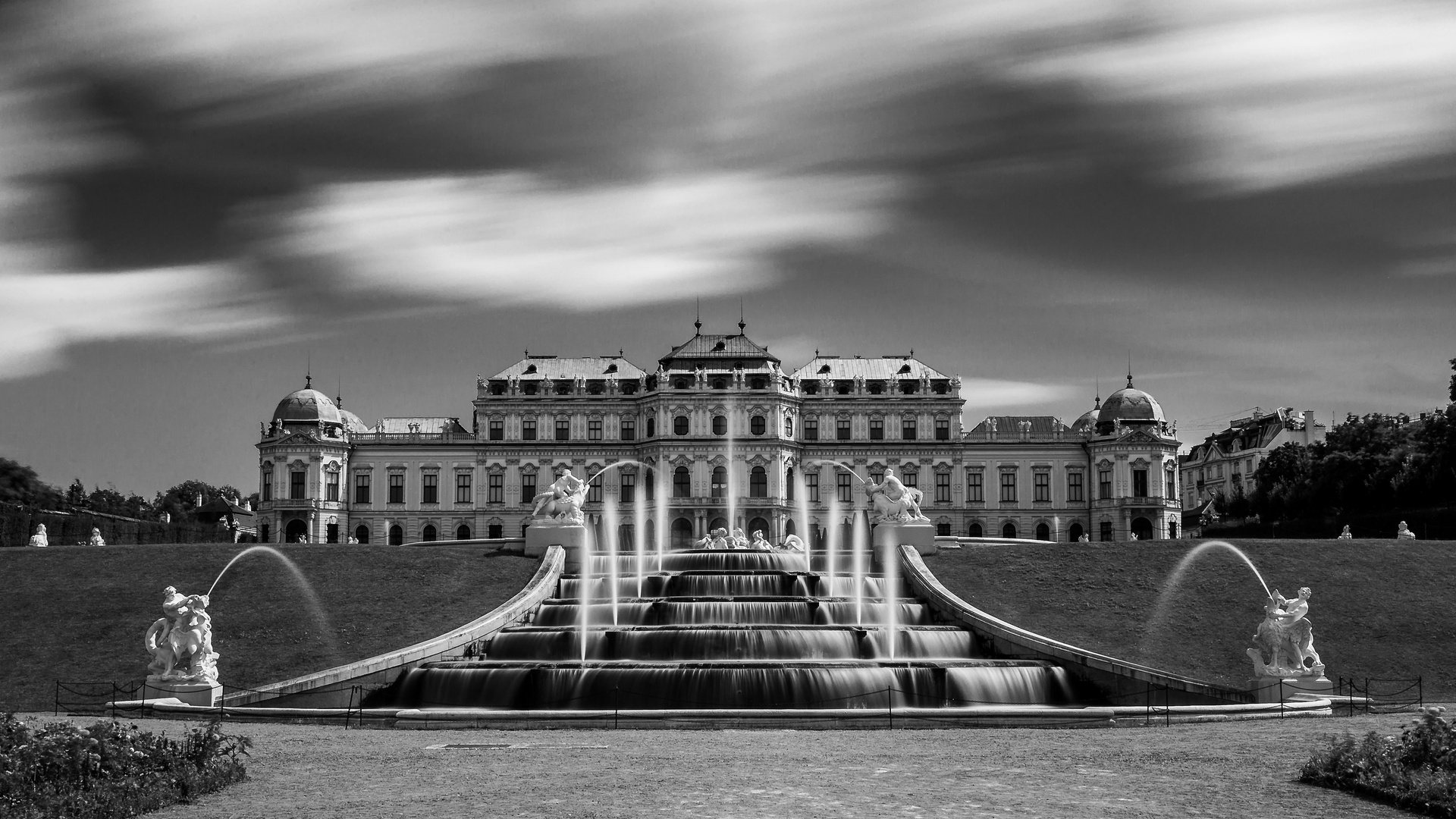 Schloss Belvedere in Schwarz/Weiss